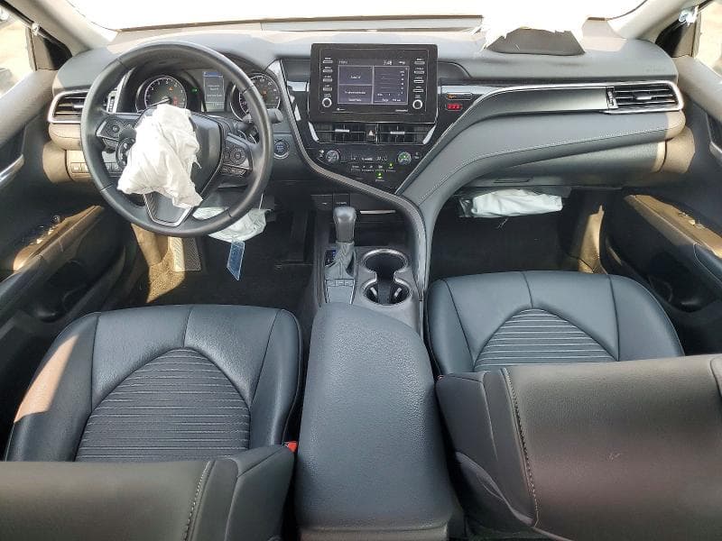 2024 TOYOTA CAMRY SE 8