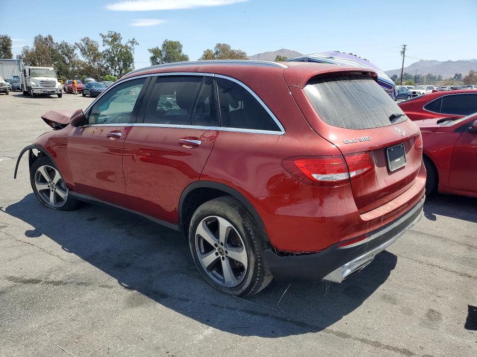 2018 MERCEDES-BENZ GLC 300 2