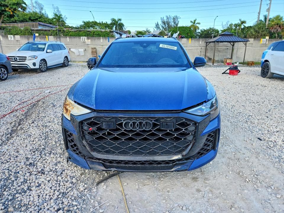2026 AUDI RS Q8 5