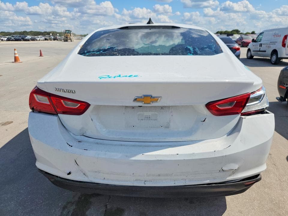 2018 CHEVROLET MALIBU LS 6