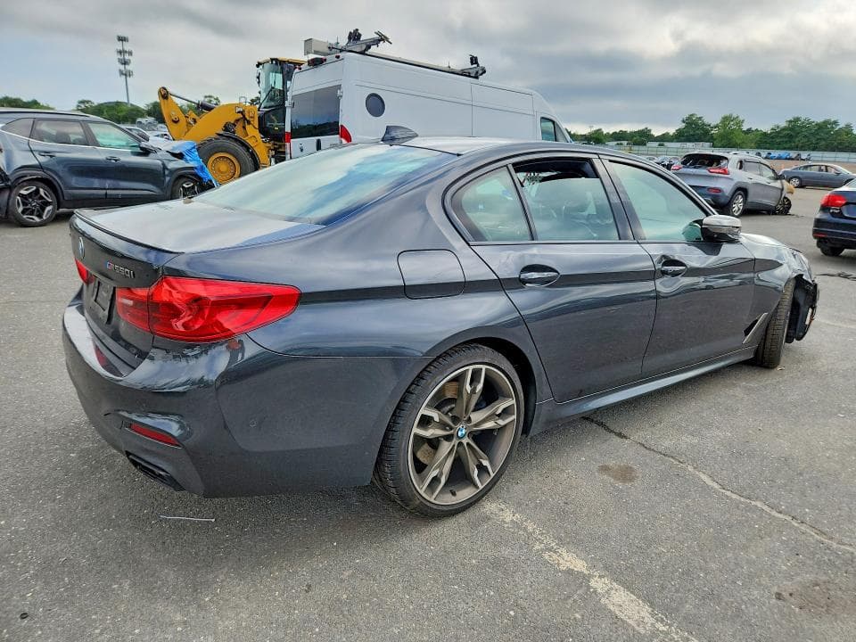 2019 BMW M550XI 3