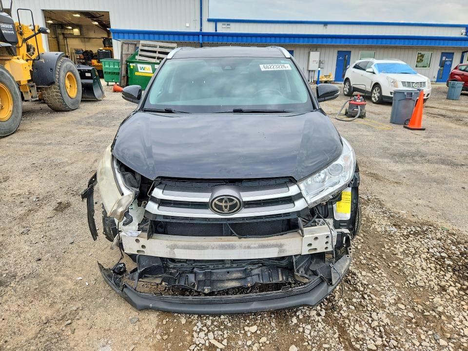 2017 TOYOTA HIGHLANDER XLE 5