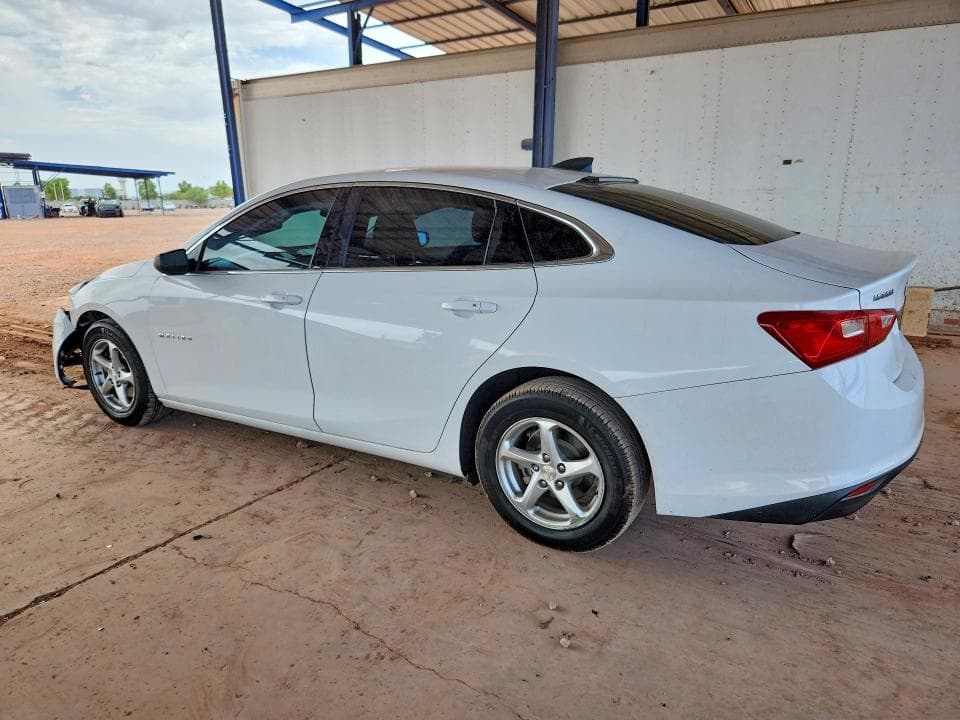 2018 CHEVROLET MALIBU LS 2