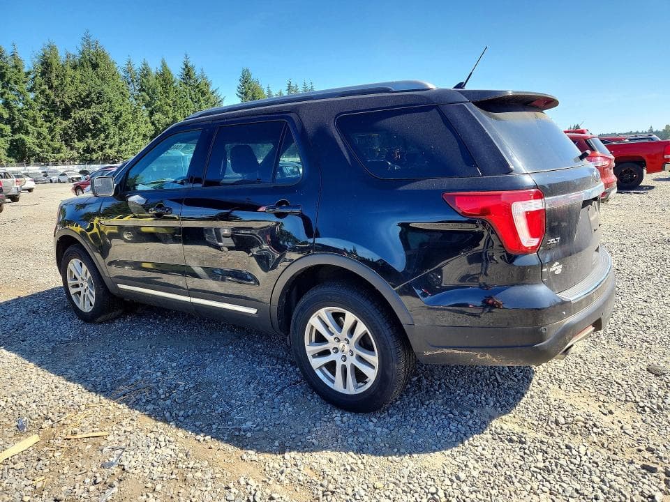 2018 FORD EXPLORER XLT 2