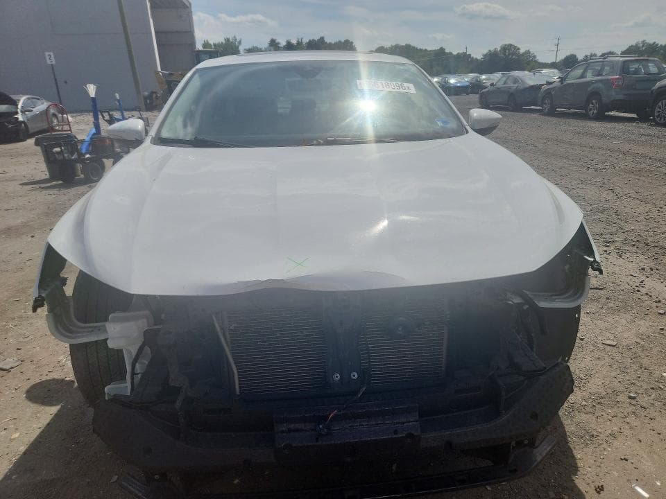 2021 VOLKSWAGEN PASSAT SE 5