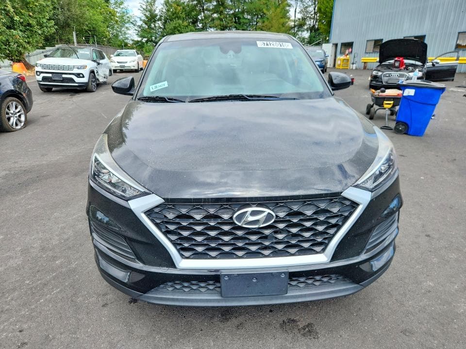 2021 HYUNDAI TUCSON SE 5