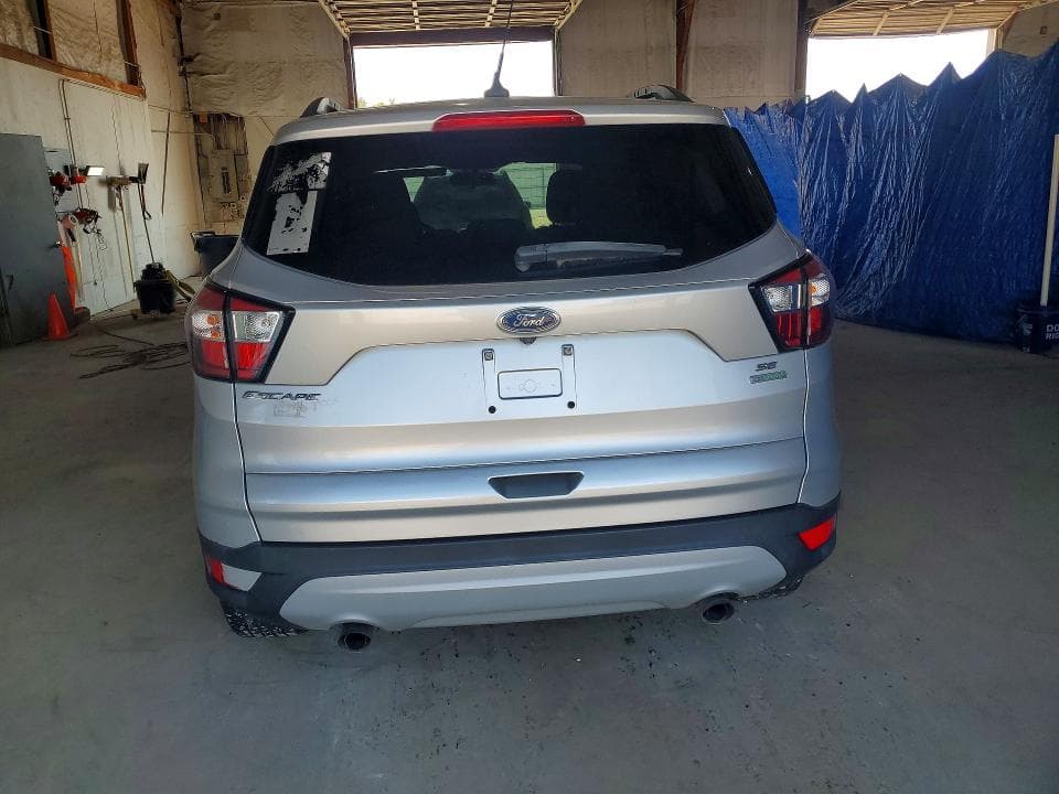 2018 FORD ESCAPE SE 6