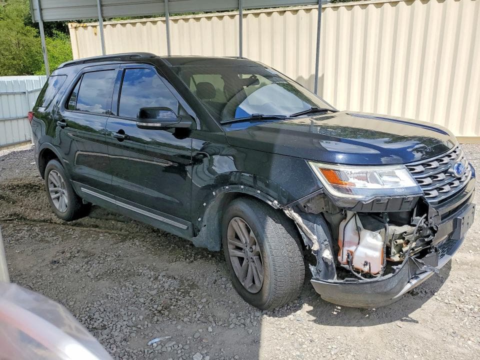 2017 FORD EXPLORER XLT 4