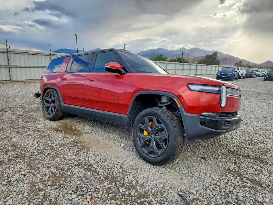 2026 RIVIAN R1S PREMIUM 4