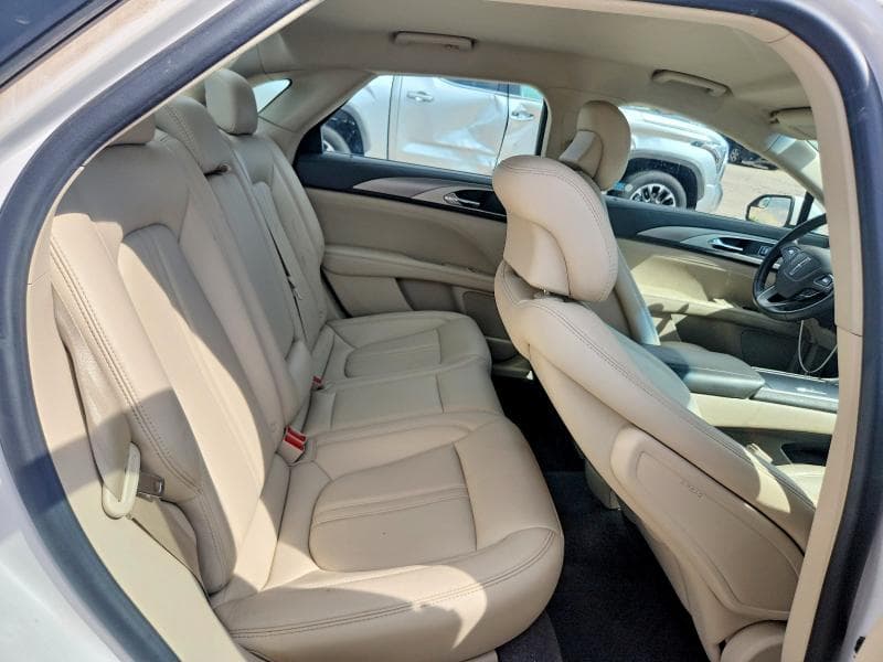 2018 LINCOLN MKZ PREMIERE 10