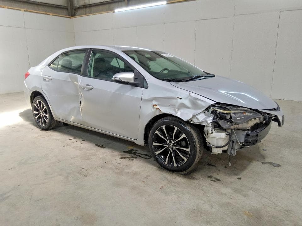 2019 TOYOTA COROLLA SE 4