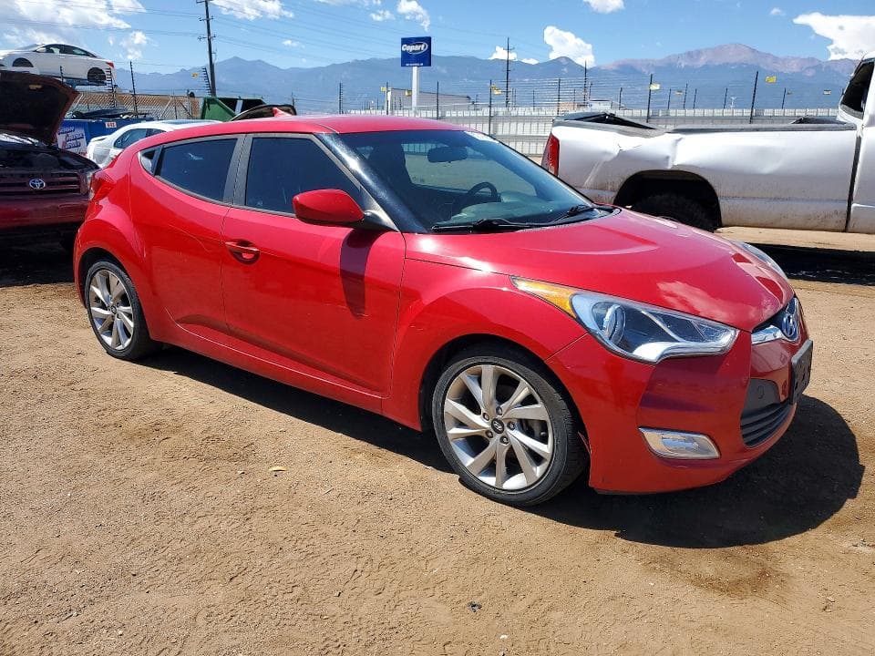 2017 HYUNDAI VELOSTER BASE 4