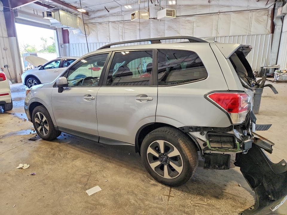 2017 SUBARU FORESTER 2.5I PREMIUM 2