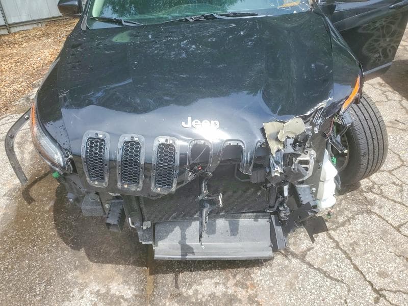 2017 JEEP CHEROKEE LIMITED 11