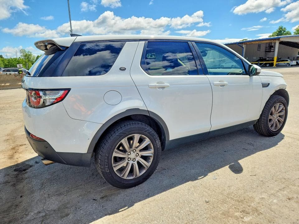 2017 LAND ROVER DISCOVERY SPORT SE 3