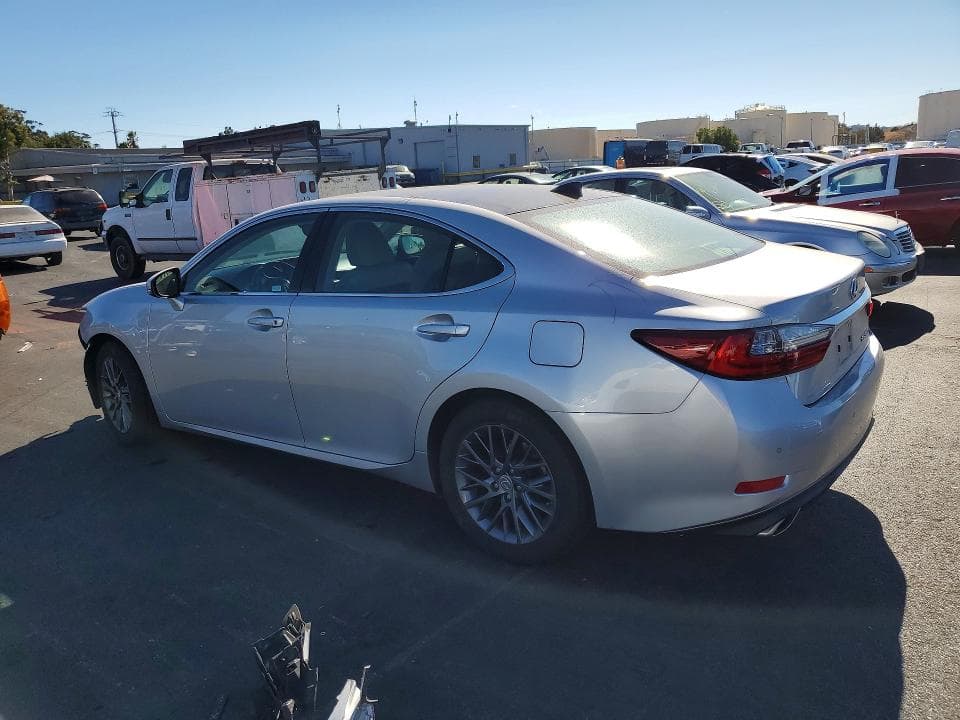 2018 LEXUS ES 350 2