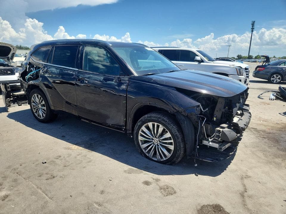2020 TOYOTA HIGHLANDER PLATINUM 4