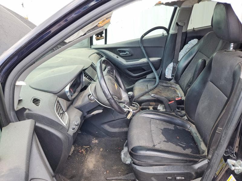 2021 CHEVROLET TRAX 1LT 7