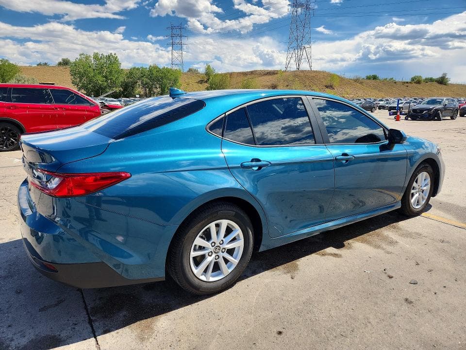 2025 TOYOTA CAMRY LE 3