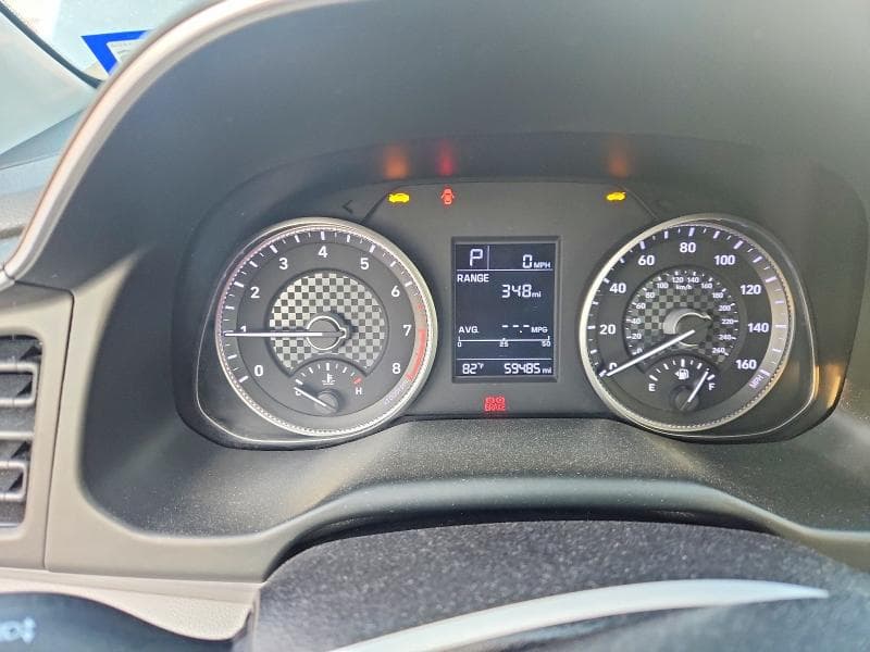 2019 HYUNDAI ELANTRA SE 9