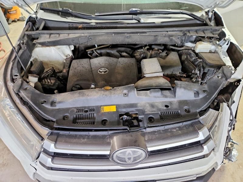 2017 TOYOTA HIGHLANDER XLE 12
