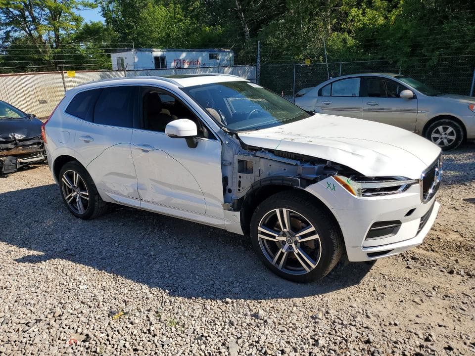 2020 VOLVO XC60 T6 MOMENTUM 4