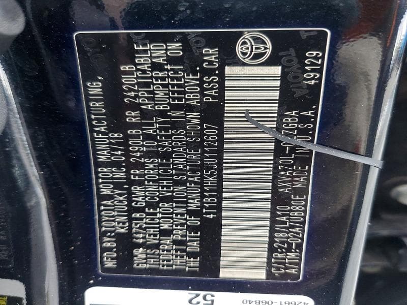 2018 TOYOTA CAMRY XLE 12