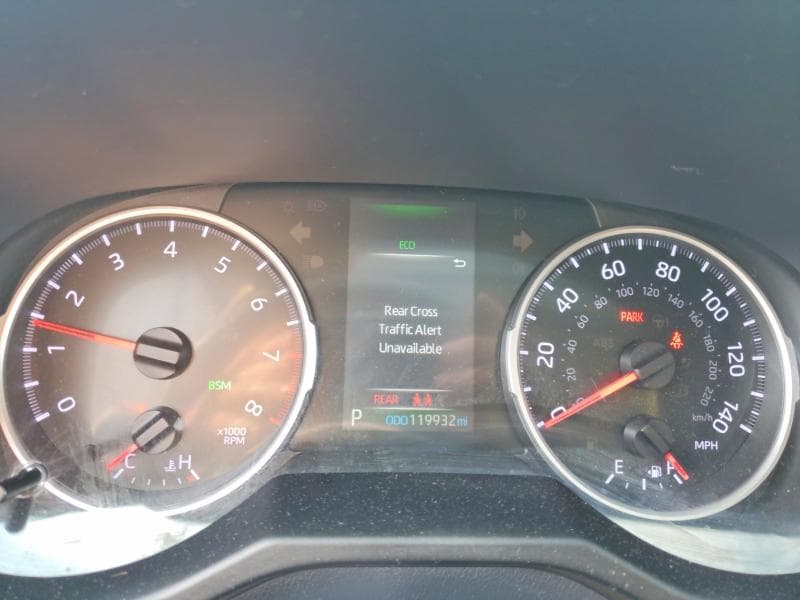2020 TOYOTA RAV4 XLE PREMIUM 9