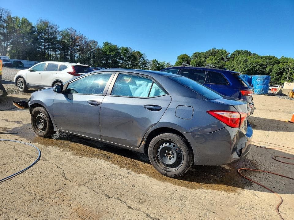 2018 TOYOTA COROLLA LE 2
