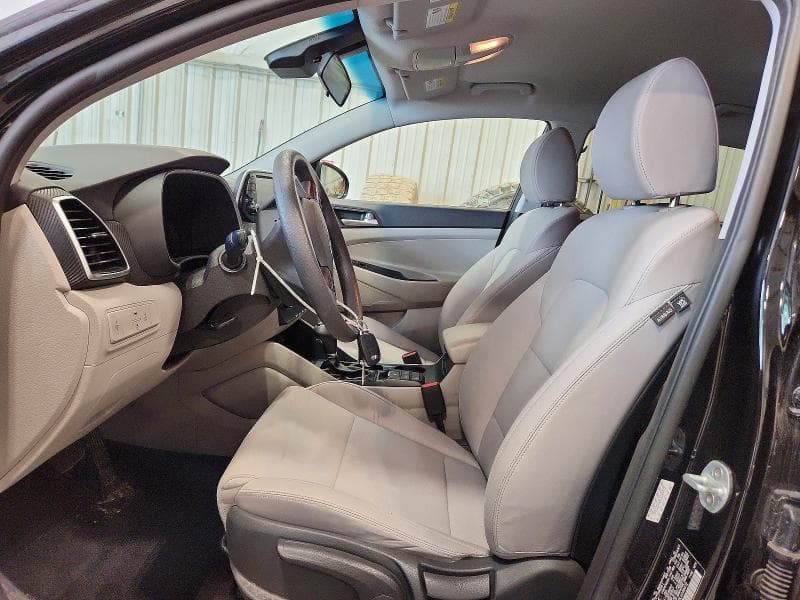2020 HYUNDAI TUCSON SE 7