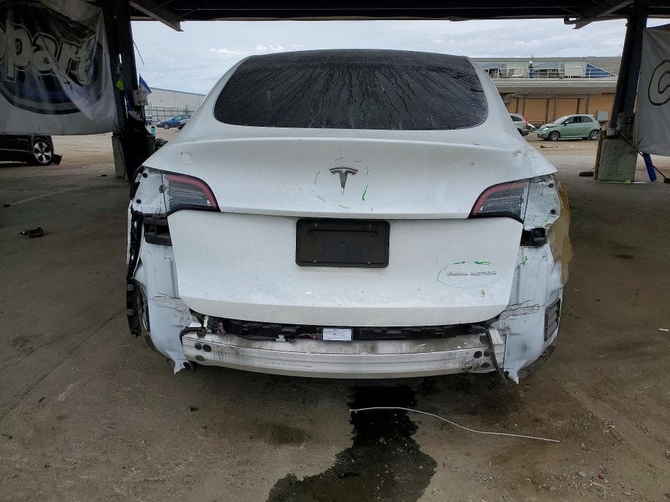 2022 TESLA MODEL Y 6