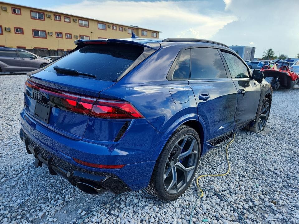 2026 AUDI RS Q8 3