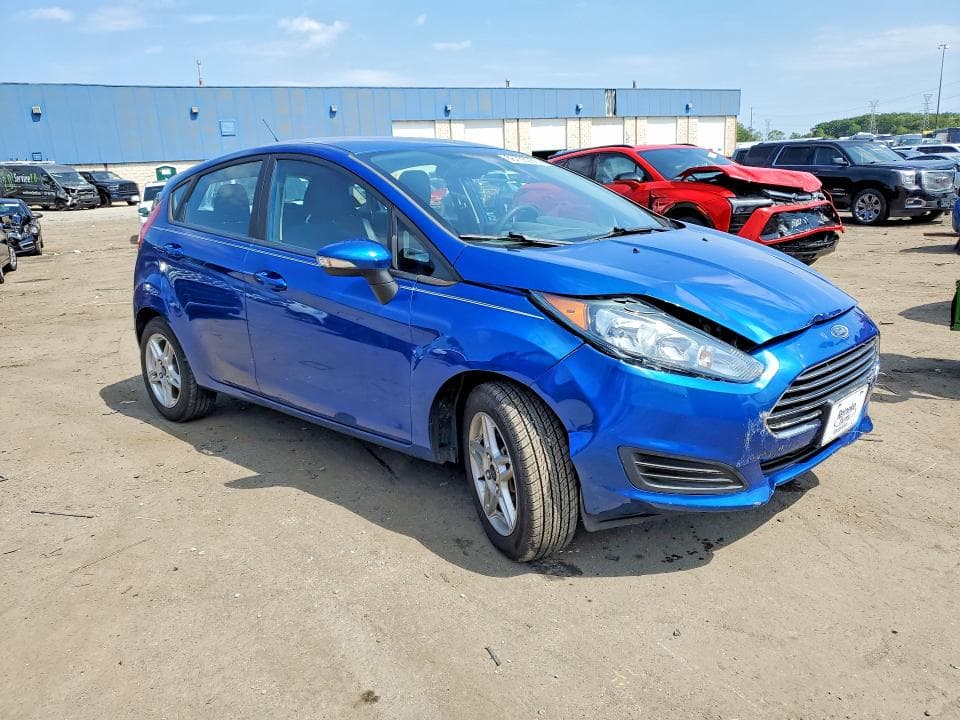2019 FORD FIESTA SE 4