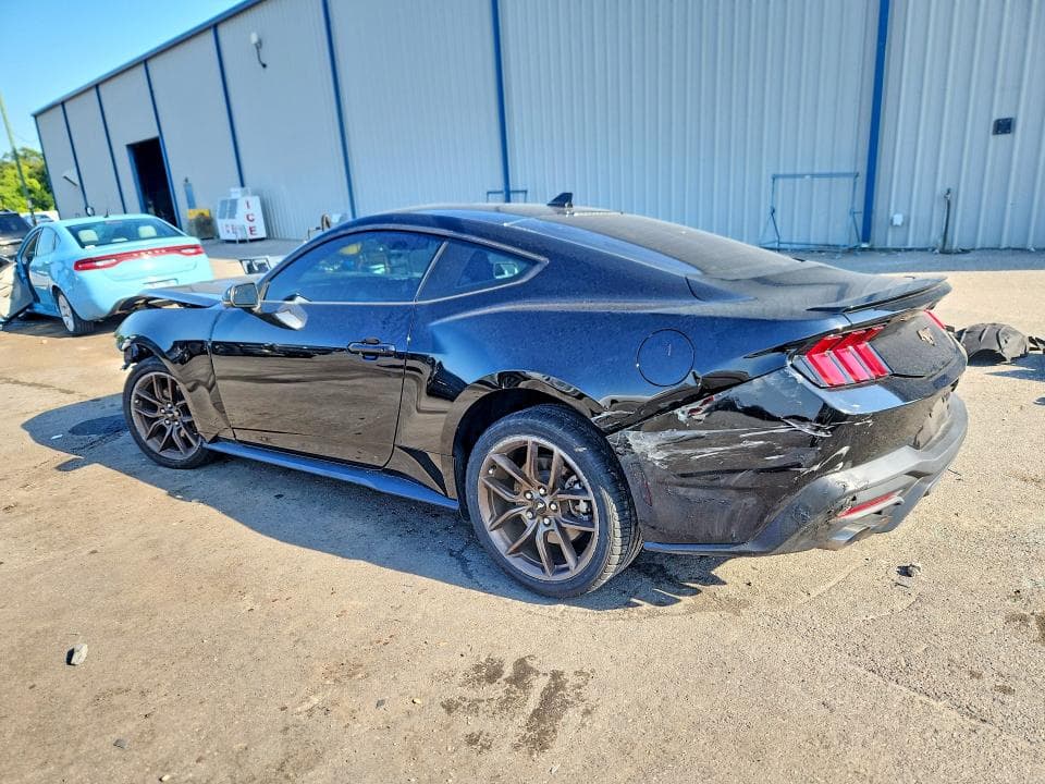 2024 FORD MUSTANG 2