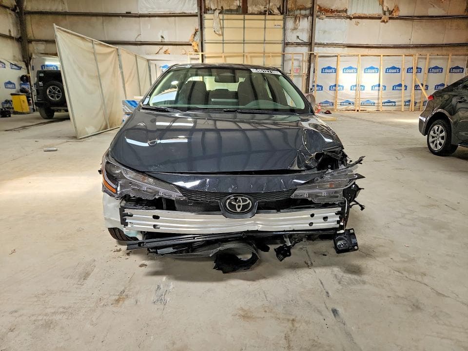 2026 TOYOTA COROLLA LE 5