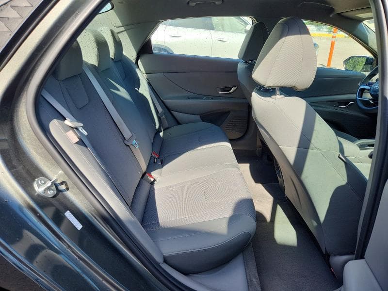 2024 HYUNDAI ELANTRA SE 10