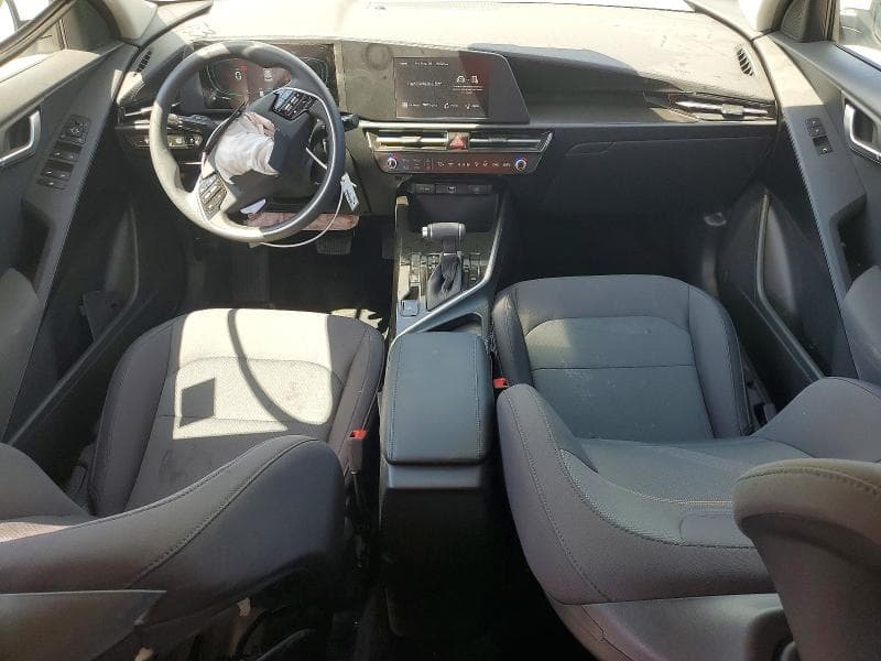 2026 KIA NIRO LX 8