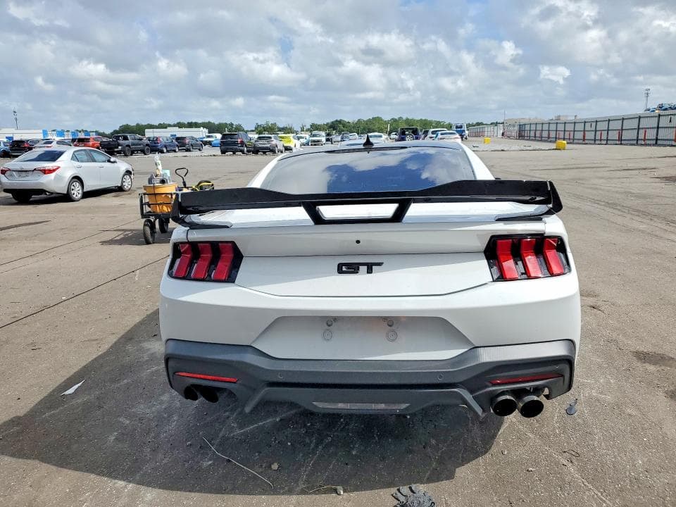 2025 FORD MUSTANG GT 6