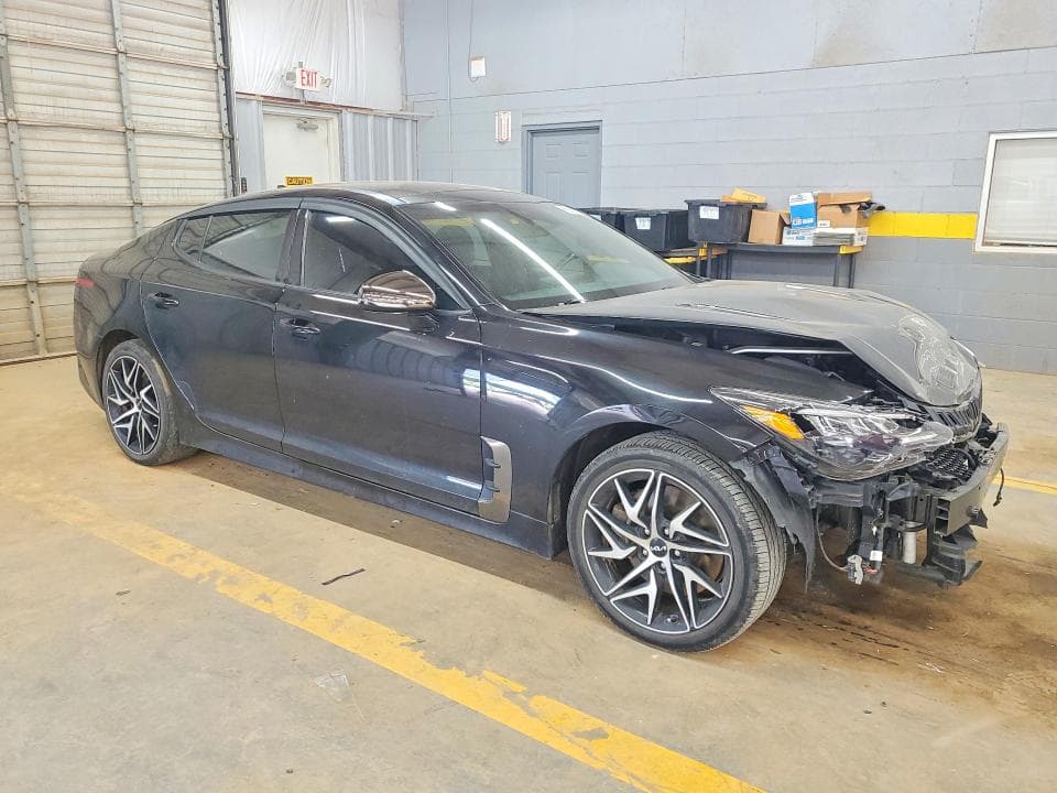 2023 KIA STINGER GT LINE 4