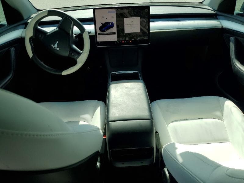 2023 TESLA MODEL Y 8