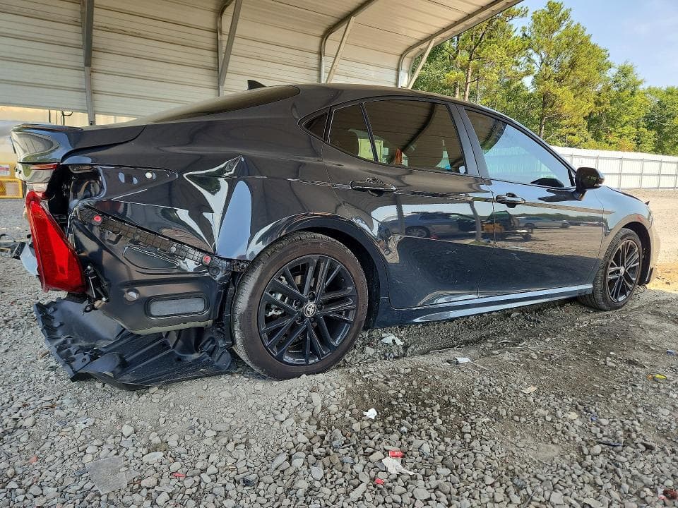 2026 TOYOTA CAMRY SE 3