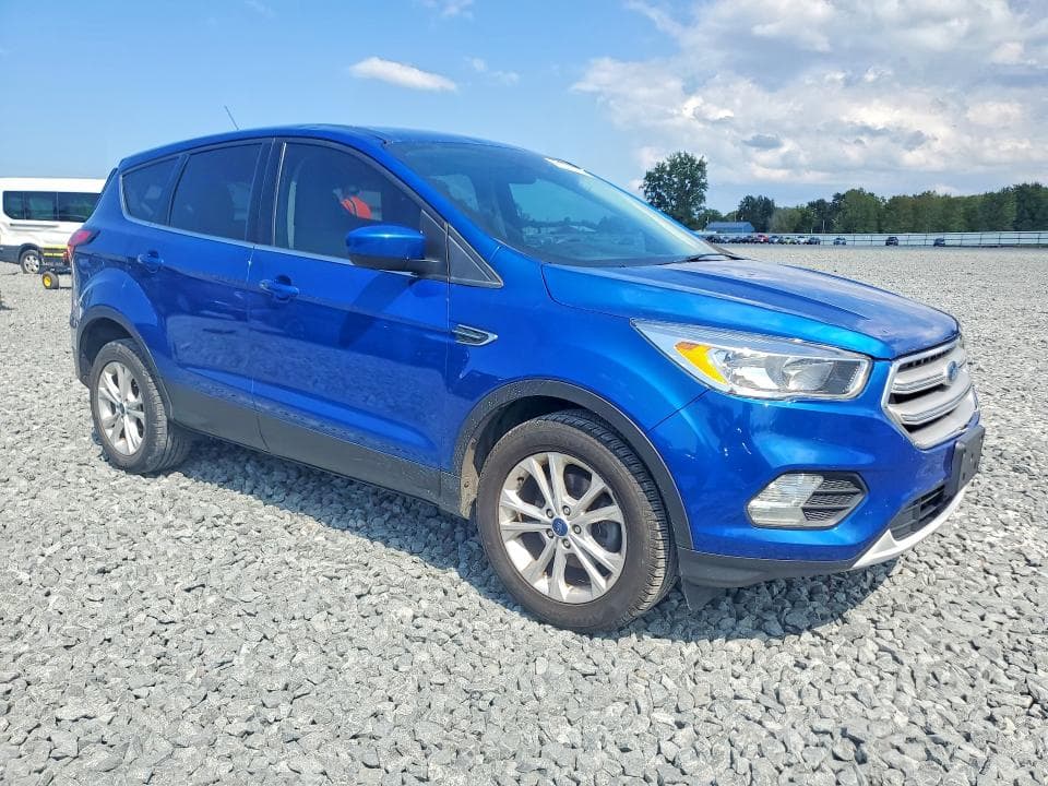 2019 FORD ESCAPE SE 4