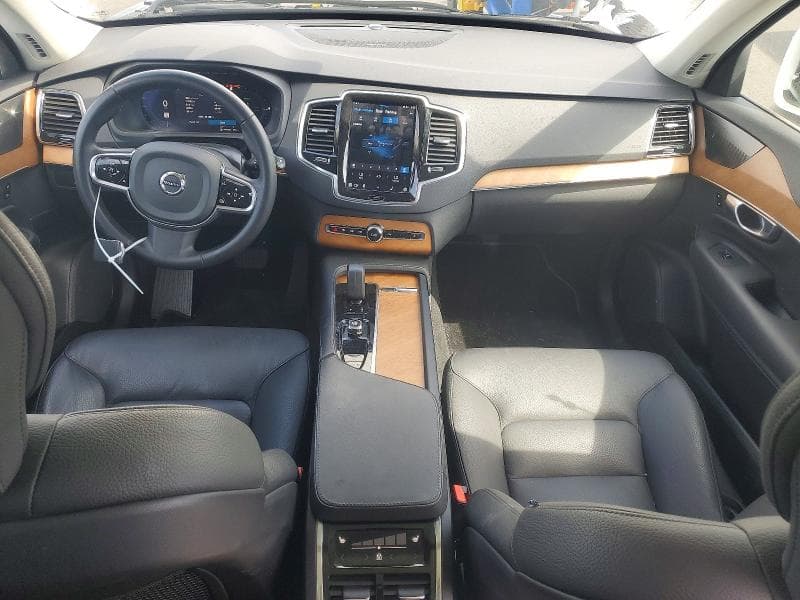 2024 VOLVO XC90 PLUS 8