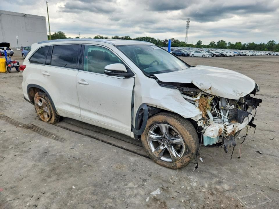2019 TOYOTA HIGHLANDER LIMITED PLATINUM 4
