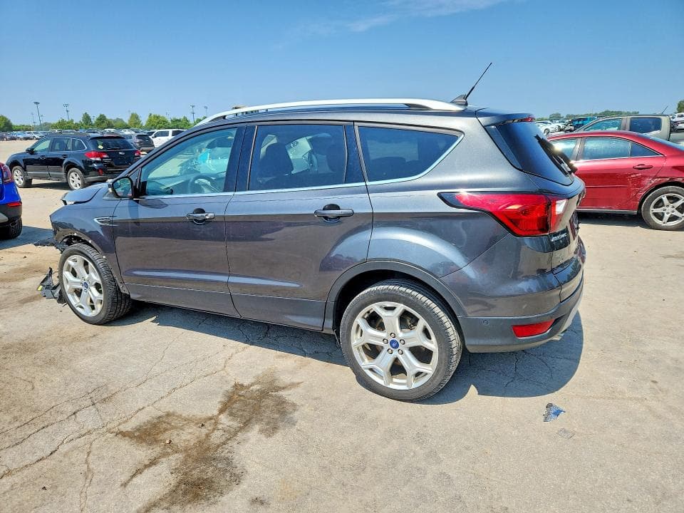 2019 FORD ESCAPE TITANIUM 2