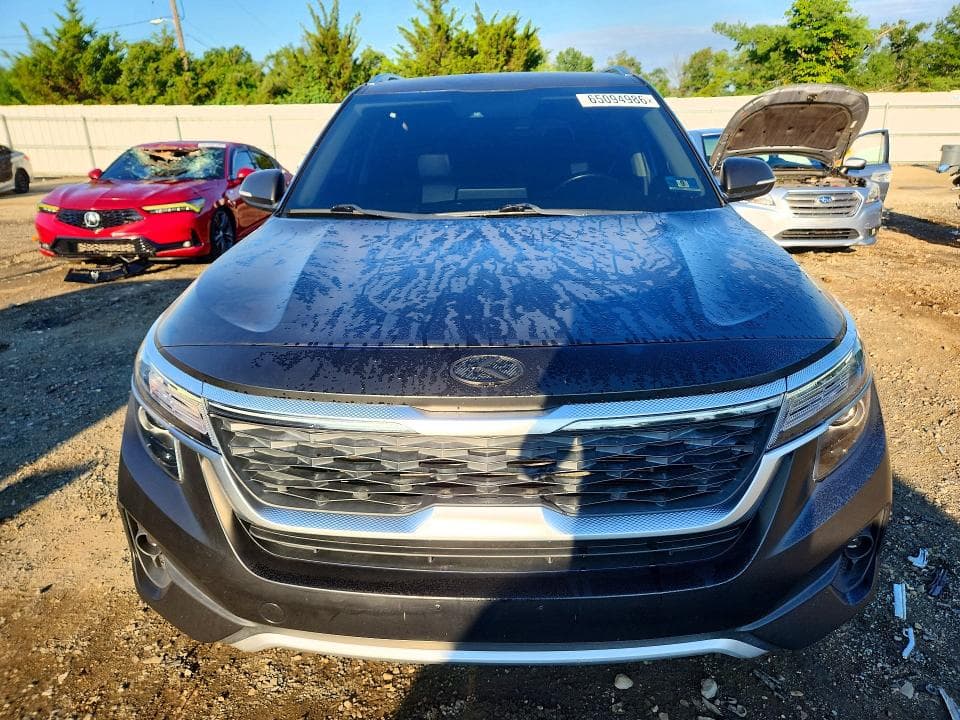 2021 KIA SELTOS EX 5
