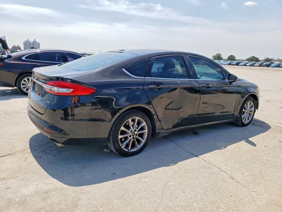2017 FORD FUSION SE 3