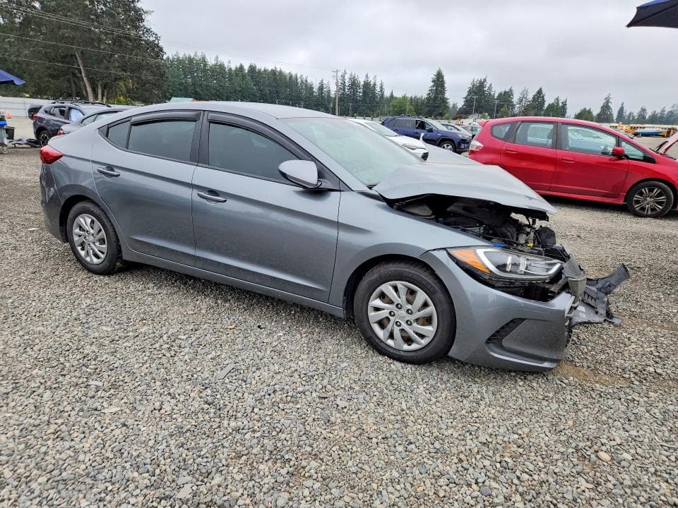2017 HYUNDAI ELANTRA SE 4