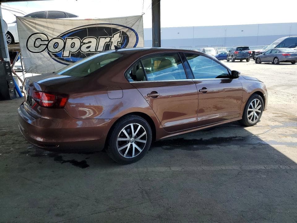 2017 VOLKSWAGEN JETTA SE 3