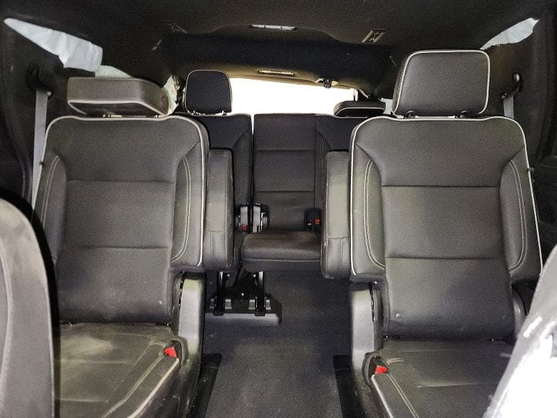 2023 GMC YUKON SLT 10
